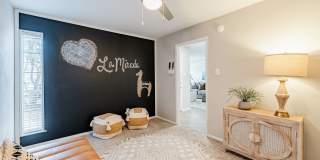 La Mirada Gallery 51