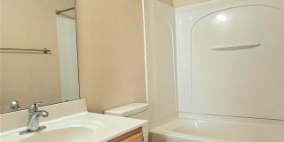 1067 Writers Way Gallery 7