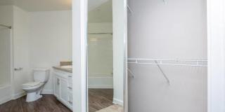 Senior Housing - Monaco Apartments Gallery 84