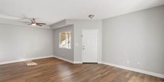 Avery at TownCentre Gallery 172