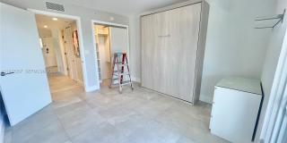 7832 Collins Ave Gallery 20