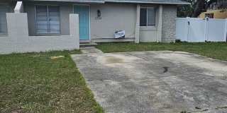 UCF Remodeled Duplex Gallery 3
