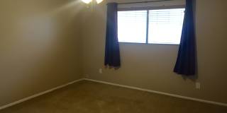 909 East Lodge Drive Gallery 11