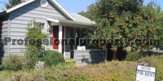 Centrally Located Home on Corner Lot with Small Pets Considered Gallery 4