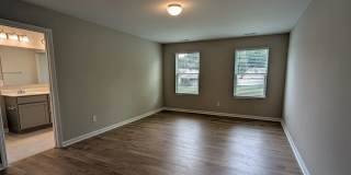 Room in 5 Bedroom Home at Reeves St Gallery 33