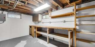 6661 Glenview Drive Gallery 21