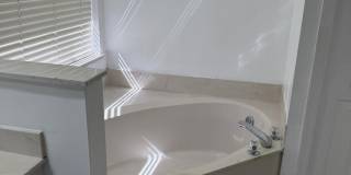 137 SW Meade Circle Gallery 17