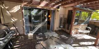 Large furnished 4 bedroom home with 2 car garage Gallery 42