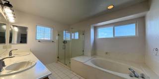 11487 Via Capri - 4 Bed 3.5 Bath home in Loma Linda! Gallery 25