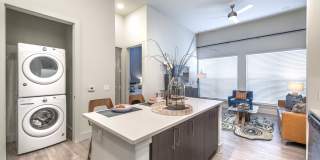 Hall Street Flats Gallery 35
