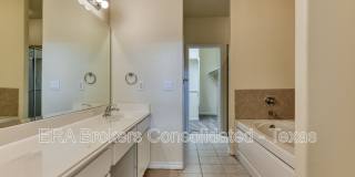 22209 Sausalito Court Gallery 20