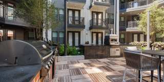 Troubadour Gallery 19