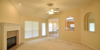 2511 Kingsbury Dr Gallery 9