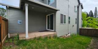 5Bd/3Ba Two Story House - For viewing! Gallery 30