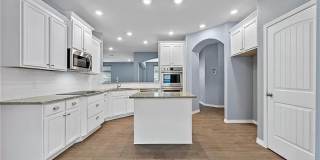 605 Lister Dr Gallery 6