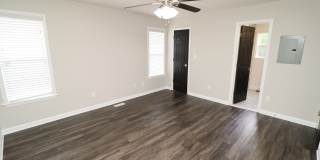 504 Noonday Ct Gallery 17