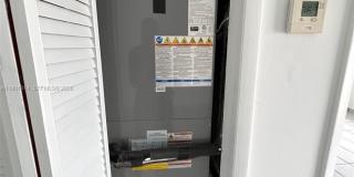 1615 Meridian Ave Gallery 6