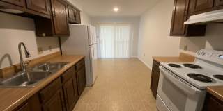 3 Bedroom/1.5 bathroom Duplex Gallery 6