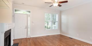 206 S Cedar Street Gallery 3