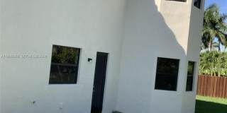 157 NE 27th Ter Gallery 12