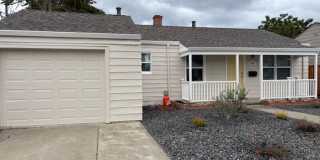 Charming House Close to Downtown Gallery 1