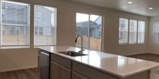 Exquisite 3 Bed 2.5 Bath Single Family Home Gallery 20
