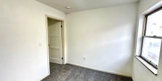 Updated 2 Bed, 1 Bath Home - Convenient Location, Walkable Neighborhood - Available 3/15! Gallery 10