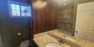 1055 Kenmore Avenue Gallery 11