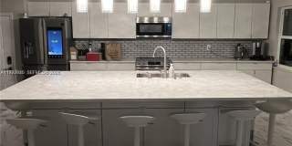 310 S 3rd ST Gallery 1