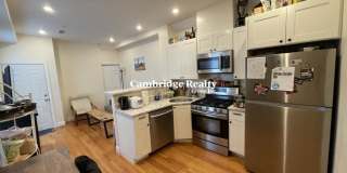 210 Green St. Gallery 1