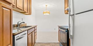 Modern 2-Bedroom Condo with Pool and Koi Pond Views Gallery 12