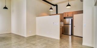 611 Highland Gallery 6