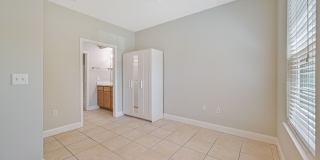 FIRST FLOOR CONDO ~ Walking Distance to Coconut Mall Gallery 17