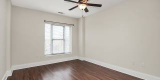 400 North Church Street #414 - 1 Gallery 14