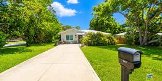 Annual Unfurnished 3/2 home just south of Ringling Museum Gallery 1