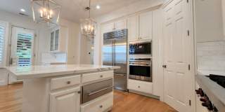 Updated Home Available in Downtown Palo Alto available first week of September! Gallery 10