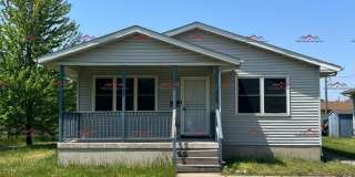 Very spacious 3 Bedrooms, 1 Bathroom Home Gallery 1