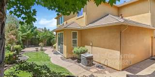 1571 Radford Loop Gallery 1