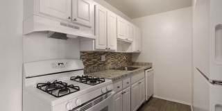 Oakland Mall Gallery 9