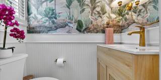 235 10TH AVENUE NE Gallery 14