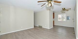 Great house near UCCS with 2x kitchen and 2x laundry! Gallery 5