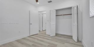 1401 NE 152nd Street, North Miami Beach, FL 33162 Gallery 17