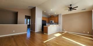 4 Bedroom for Rent in NW Santa Rosa Gallery 1