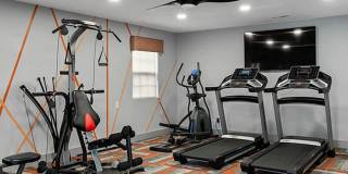 Country Club Apartment Homes Gallery 17