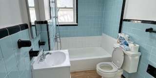 165-25 Union Turnpike Gallery 10