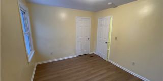 318 Kellog Street Gallery 16