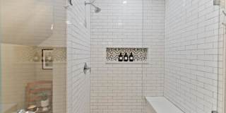 3656 North Paulina Street Gallery 9