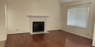 Beautiful 4 bedroom, 2.5 Bath Home Gallery 4