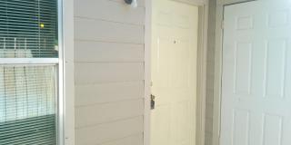 5725 Crestmore - 2/Bed 2/Bath - $1000/month 5725 Crestmore - 2/Bed 2/Bath - $1000/month Gallery 1
