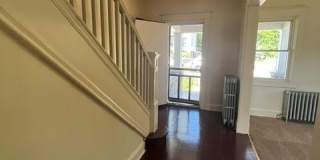 787 LINNARD Street Gallery 8